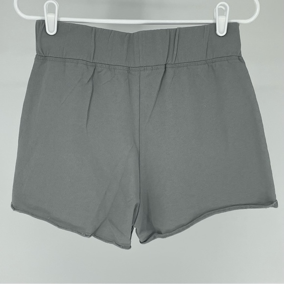 STANDARD JAMES PERSE NWT DRAWSTRING WAIST PULL ON KNIT SHORTS IN FOIL GREY - Picture 4 of 10
